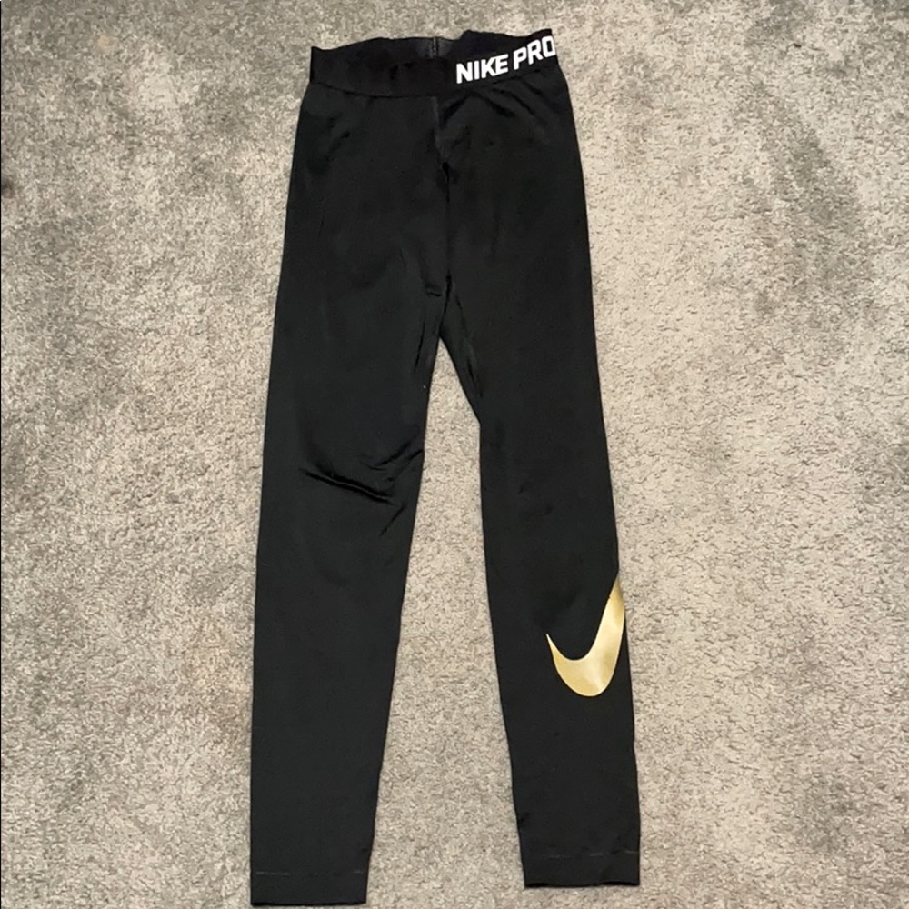 Womens Nike Pro Leggings